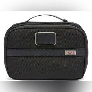 Tumi Alpha 3 Split Travel Kit